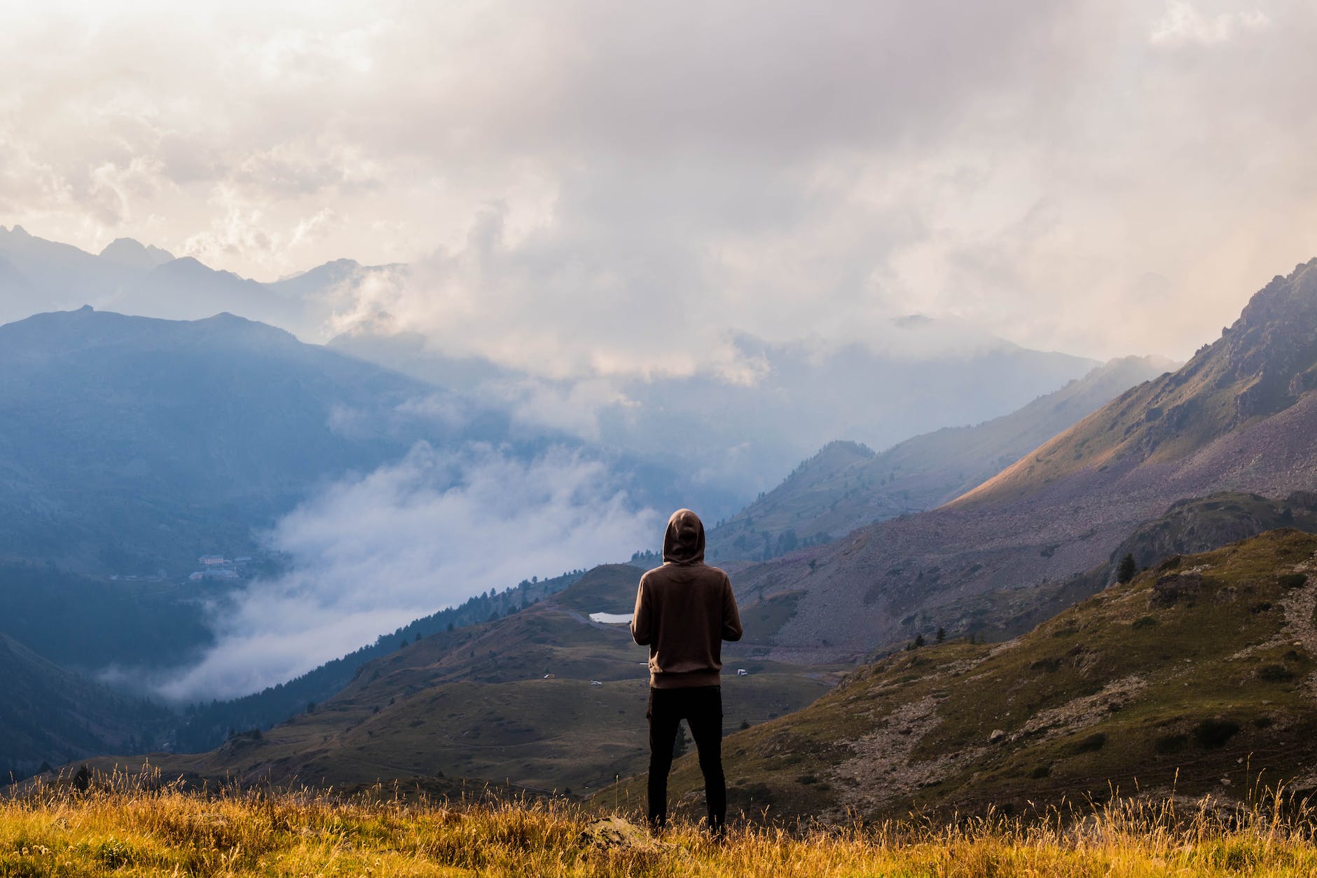 Two methods to give direction to your life.